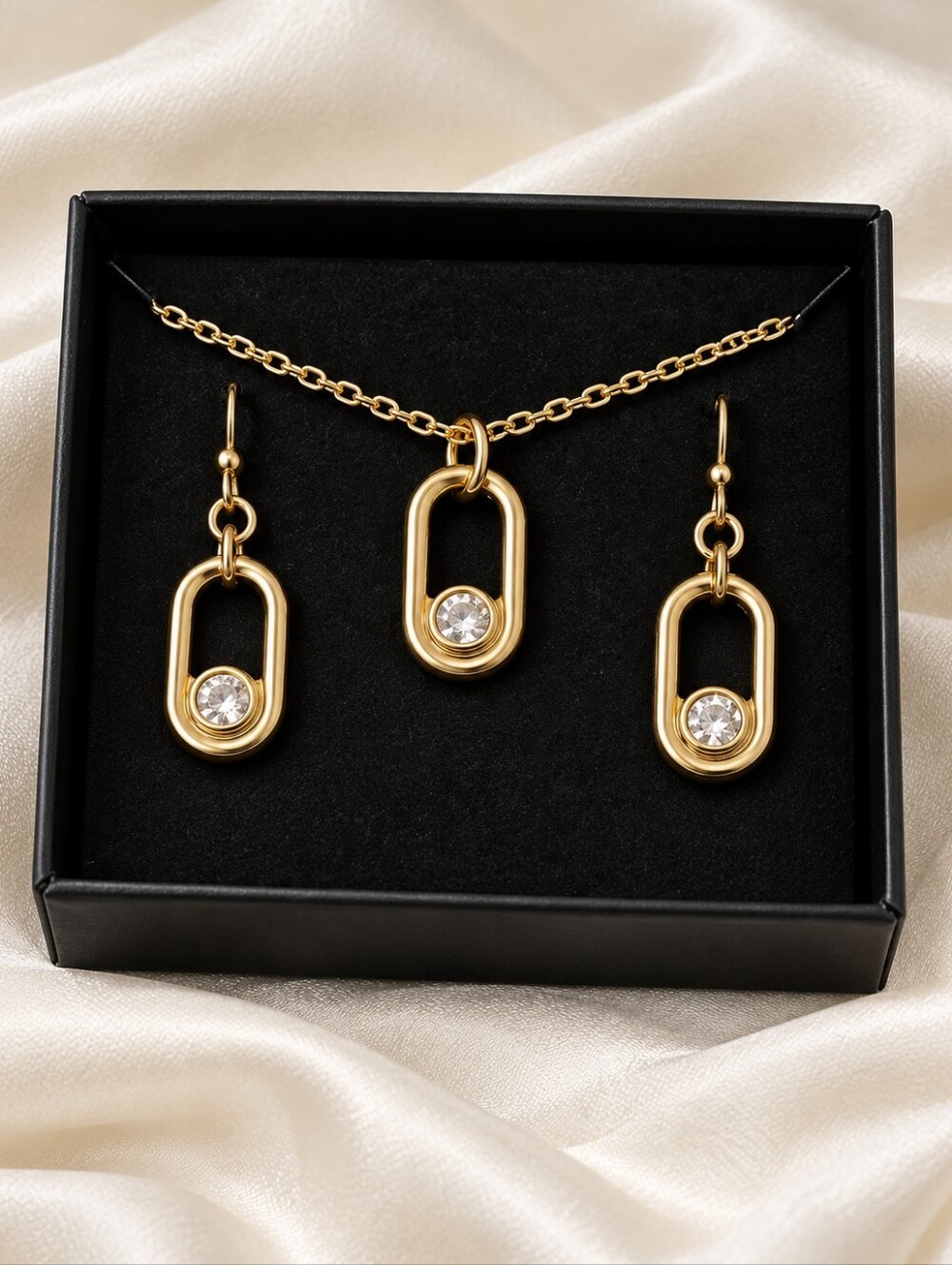 NIB Avon Sparkling Links Goldtone Crystal Necklace Earrings Set